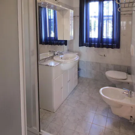 Residenza Agrifoglio-4 By Interhome דירה לואינו